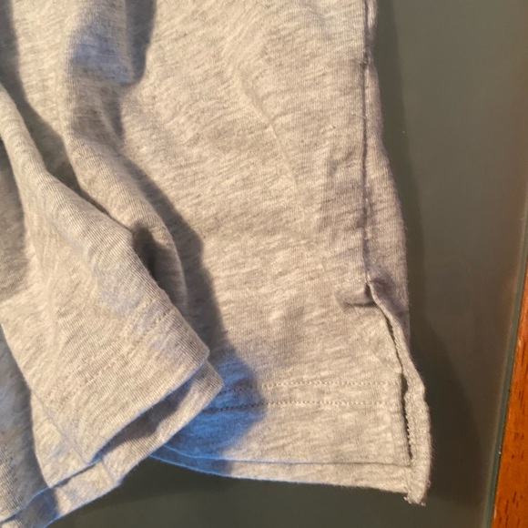 Like NEW! PINK VSC a campus tee - Picture 5 of 7